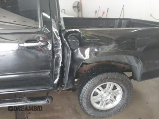 2012 GMC Canyon SLE2 with VIN 1GTH6PFE5C8125191, listed as a IAAI auction lot 41642774 with 108,662 mi miles. Bid and sale history available at carsss.com. Image 17.
