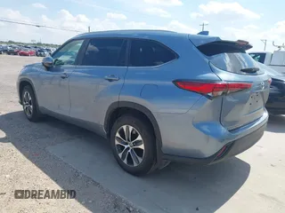 2023 Toyota Highlander L with VIN 5TDKDRBH5PS012608, listed as a IAAI auction lot 42702499 with 61,129 mi miles and . Bid and sale history available at DreamBid. Image 3.