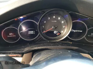 2020 Porsche Cayenne z VIN WP1AA2AY7LDA00154, wystawiony jako Copart lot #70432882 z przebiegiem 42 898 mil mil oraz . Historia ofert i sprzedaży dostępna na DreamBid. Obrazek 9.