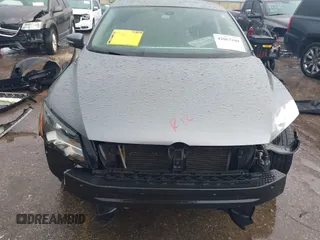 2015 Volkswagen Passat SEL Premium z VIN 1VWCV7A39FC076059, wystawiony jako IAAI lot #42067109 z przebiegiem 161 850 mil mil oraz . Historia ofert i sprzedaży dostępna na DreamBid. Obrazek 13.