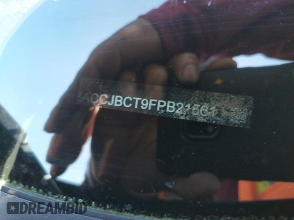 2015 Jeep Renegade Trailhawk z VIN ZACCJBCT9FPB21561, wystawiony jako Copart lot #63051673 z przebiegiem Nie podano mil oraz Szkoda całkowita • Salvage title. Historia ofert i sprzedaży dostępna na DreamBid. Obrazek 14.