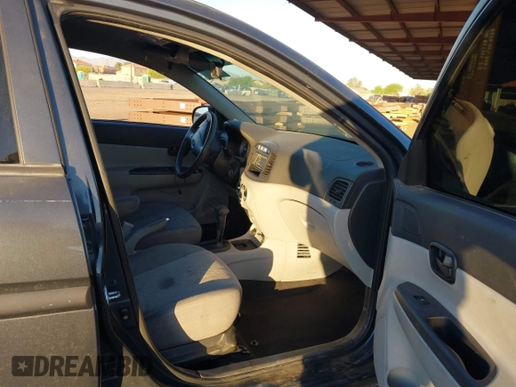 2011 Hyundai Accent GLS with VIN KMHCN4AC7BU610676, listed as a IAAI auction lot 42051520 with 165,902 mi miles. Bid and sale history available at carsss.com. Image 5.