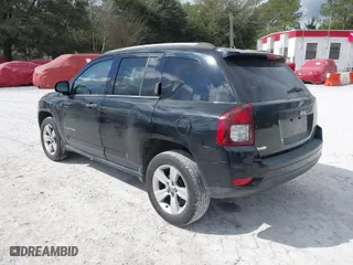 2014 Jeep Compass Sport with VIN 1C4NJCBB1ED722113, listed as a IAAI auction lot 41525045 with 106,502 mi miles. Bid and sale history available at carsss.com. Image 3.