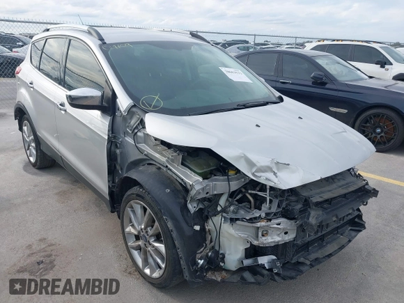 2014 Ford Escape SE с VIN 1FMCU0GX1EUE39109, выставлен на аукционе IAAI как лот 38663532 с пробегом 90 645 миль миль и . История ставок и продаж доступна на DreamBid. Изображение 1.