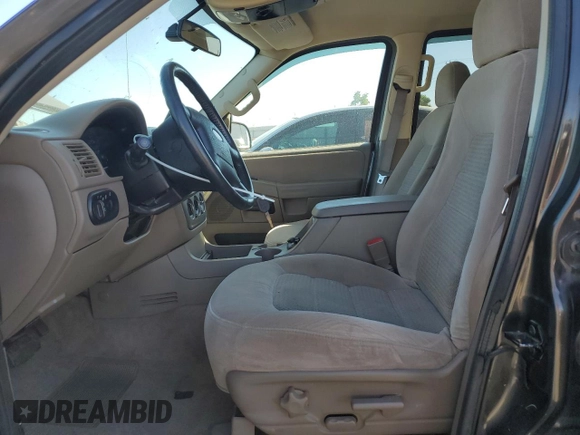 2005 Ford Explorer XLT with VIN 1FMZU73E25ZA36881, listed as a Copart auction lot 61786955 with 135,015 mi miles and Salvage title. Bid and sale history available at DreamBid. Image 7.