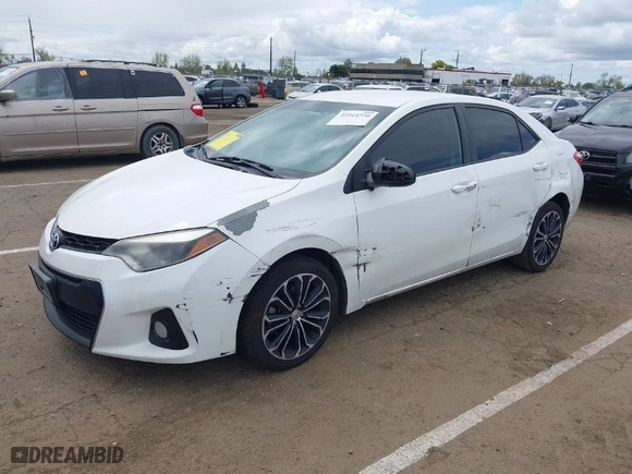 2016 Toyota Corolla L with VIN 5YFBURHE8GP464848, listed as a IAAI auction lot 41914720 with 181,214 mi miles. Bid and sale history available at carsss.com. Image 2.