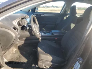 2020 Ford Fusion SE with VIN 3FA6P0HD6LR236305, listed as a Copart auction lot 51248895 with 70,146 mi miles and Non Repairable. Bid and sale history available at DreamBid. Image 7.