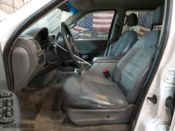 2002 Ford Explorer XLS with VIN 1FMZU72E62ZC24414, listed as a Copart auction lot 45351884 with 208,025 mi miles and Non Repairable. Bid and sale history available at carsss.com. Image 7.