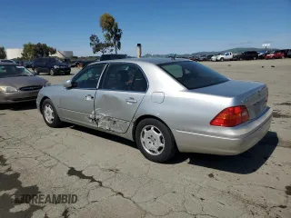 2002 Lexus LS 430 with VIN JTHBN30F820075725, listed as a Copart auction lot 48527905 with 131,832 mi miles and Salvage Title. Bid and sale history available at DreamBid. Image 2.