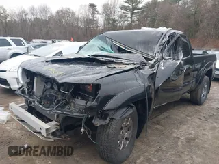 2011 Toyota Tacoma with VIN 5TFUU4EN9BX007217, listed as a IAAI auction lot 41798391 with 71,684 mi miles. Bid and sale history available at carsss.com. Image 2.