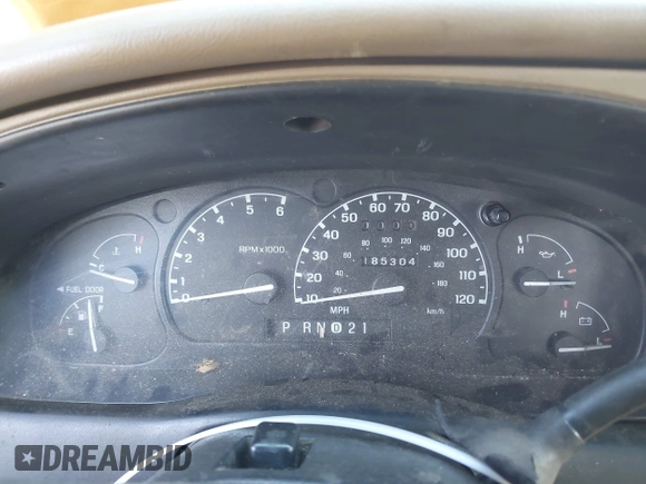 2001 Ford Explorer XLT z VIN 1FMZU73E01ZA05817, wystawiony jako IAAI lot #42550182 z przebiegiem 185 304 mil mil oraz . Historia ofert i sprzedaży dostępna na DreamBid. Obrazek 7.