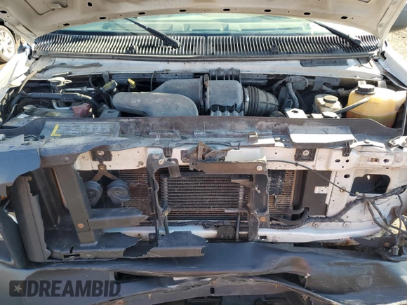 2009 Ford Econoline Cargo Commercial with VIN 1FTNE14W39DA74322, listed as a Copart auction lot 49323705 with 300,811 mi miles and Salvage Title. Bid and sale history available at DreamBid. Image 12.