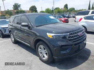 2023 Ford Explorer XLT с VIN 1FMSK7DH3PGA39142, выставлен на аукционе IAAI как лот 42583735 с пробегом 27 304 миль миль и . История ставок и продаж доступна на DreamBid. Изображение 1.