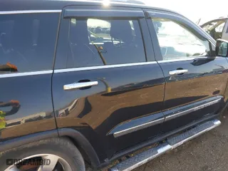 2011 Jeep Grand Cherokee Overland with VIN 1J4RR6GT2BC580377, listed as a IAAI auction lot 42001286 with 179,359 mi miles. Bid and sale history available at carsss.com. Image 13.