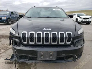 2015 Jeep Cherokee Latitude with VIN 1C4PJMCB8FW679487, listed as a Copart auction lot 51678345 with 139,027 mi miles and Salvage Title. Bid and sale history available at carsss.com. Image 5.