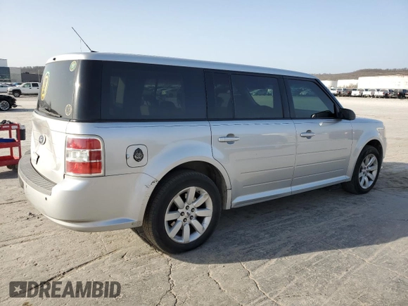 2009 Ford Flex SE with VIN 2FMDK51C79BA02661, listed as a Copart auction lot 49038135 with 190,096 mi miles and Salvage Title. Bid and sale history available at carsss.com. Image 3.