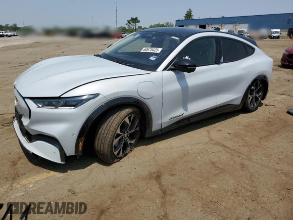 2023 Ford Mustang Mach-E Premium with VIN 3FMTK3SU9PMA61441, listed as a Copart auction lot 60675425 with 30,392 mi miles and Clean title. Bid and sale history available at DreamBid. Image 1.