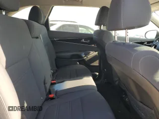 2019 Kia Sorento L with VIN 5XYPG4A39KG475377, listed as a Copart auction lot 52038745 with 95,613 mi miles and Clean Title. Bid and sale history available at DreamBid. Image 11.