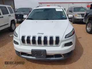 2016 Jeep Cherokee Limited with VIN 1C4PJLDB4GW233315, listed as a IAAI auction lot 41788329 with 116,174 mi miles. Bid and sale history available at carsss.com. Image 12.