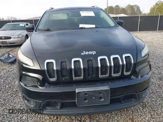 2014 Jeep Cherokee Latitude with VIN 1C4PJMCS7EW180565, listed as a IAAI auction lot 41770555 with 175,629 mi miles and . Bid and sale history available at DreamBid. Image 13.
