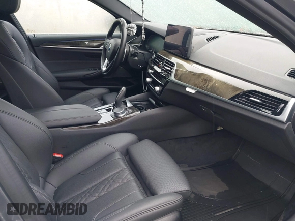 2021 BMW 5 Series 530i xDrive with VIN WBA13BJ08MCF06170, listed as a IAAI auction lot 42227277 with 21,985 mi miles and . Bid and sale history available at DreamBid. Image 5.