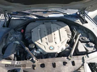 2009 BMW 7 Series 750i с VIN WBAKA83599CY35258, выставлен на аукционе IAAI как лот 42003363 с пробегом Не указан миль и . История ставок и продаж доступна на DreamBid. Изображение 10.