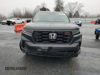 2025 Honda Pilot TrailSport with VIN 5FNYG1H61SB007167, listed as a Copart auction lot 85424184 with 8,507 mi miles and Salvage Title. Bid and sale history available at carsss.com. Image 5.