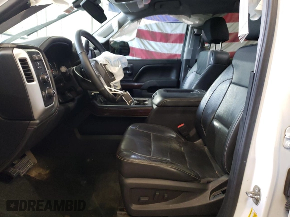 2017 GMC Sierra 1500 SLT z VIN 3GTU2NEC5HG110903, wystawiony jako Copart lot #52779405 z przebiegiem 85 528 mil mil oraz Szkoda całkowita • Salvage title. Historia ofert i sprzedaży dostępna na DreamBid. Obrazek 7.