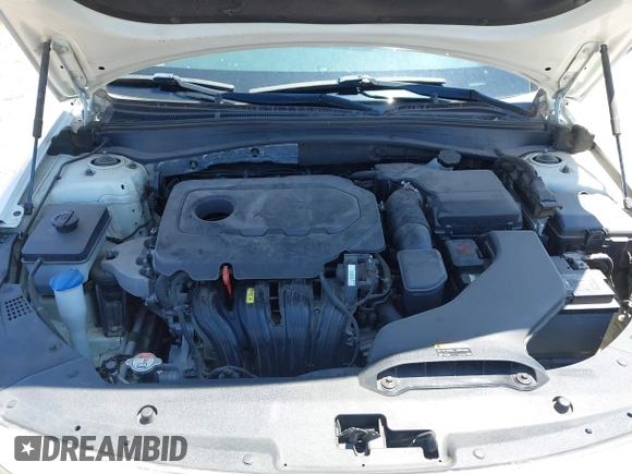 2016 Kia Optima LX with VIN KNAGT4L30G5117719, listed as a IAAI auction lot 42449051 with 122,597 mi miles and . Bid and sale history available at DreamBid. Image 10.