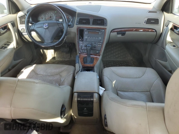 2005 Volvo S60 with VIN YV1RH592652464532, listed as a Copart auction lot 45497205 with 141,044 mi miles and Clean Title. Bid and sale history available at carsss.com. Image 8.