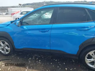 2022 Hyundai Kona SEL with VIN KM8K32AB2NU765962, listed as a IAAI auction lot 41865719 with 40,017 mi miles and . Bid and sale history available at carsss.com. Image 14.