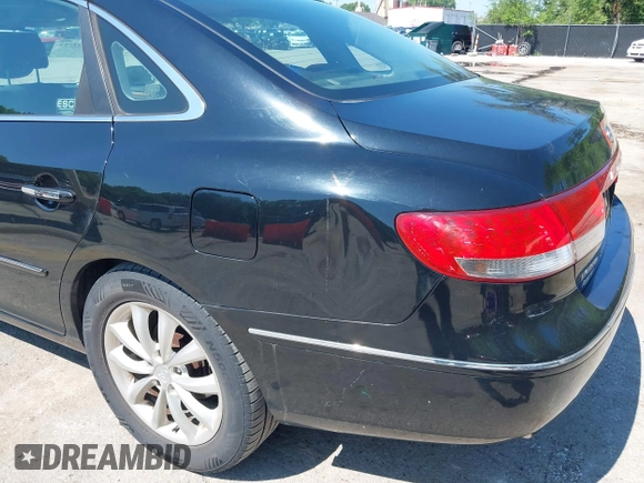 2007 Hyundai Azera SE with VIN KMHFC46F47A172875, listed as a IAAI auction lot 42632253 with 218,536 mi miles and . Bid and sale history available at DreamBid. Image 6.