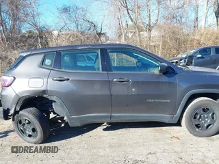 2018 Jeep Compass Sport with VIN 3C4NJDAB5JT480194, listed as a IAAI auction lot 41335645 with 93,640 mi miles and . Bid and sale history available at DreamBid. Image 13.