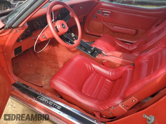 1980 Chevrolet Corvette z VIN 1Z878AS425658, wystawiony jako Copart lot #88527365 z przebiegiem 660 624 mil mil oraz Szkoda całkowita • Salvage title. Historia ofert i sprzedaży dostępna na DreamBid. Obrazek 7.