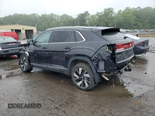 2024 Volkswagen Atlas SEL with VIN 1V2BE2CA2RC231602, listed as a Copart auction lot 59927465 with 16,022 mi miles and Salvage title. Bid and sale history available at DreamBid. Image 2.