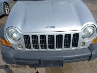2006 Jeep Liberty Sport with VIN 1J4GL48K46W230661, listed as a IAAI auction lot 41786555 with 134,405 mi miles and . Bid and sale history available at carsss.com. Image 6.