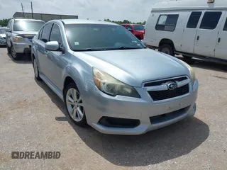 2014 Subaru Legacy Premium z VIN 4S3BMCC66E3026641, wystawiony jako IAAI lot #42621371 z przebiegiem 139 187 mil mil oraz . Historia ofert i sprzedaży dostępna na DreamBid. Obrazek 1.