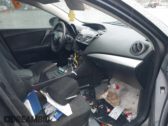 2013 Mazda 3 i Touring with VIN JM1BL1LP5D1840757, listed as a IAAI auction lot 41932440 with Not Provided miles and . Bid and sale history available at carsss.com. Image 5.