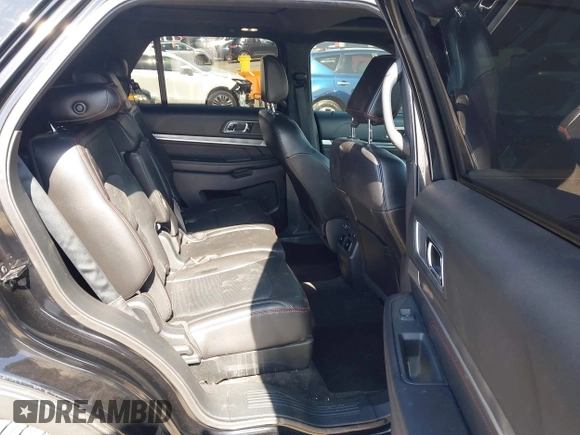 2018 Ford Explorer Sport с VIN 1FM5K8GT3JGC00650, выставлен на аукционе IAAI как лот 42487631 с пробегом 73 787 миль миль и . История ставок и продаж доступна на DreamBid. Изображение 8.
