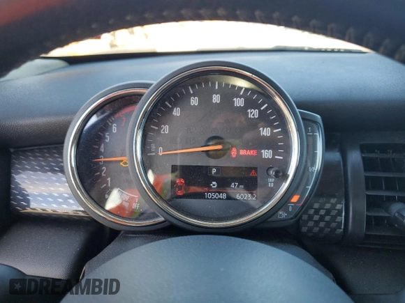 2018 MINI Hardtop 4 Door Cooper S with VIN WMWXU3C53J2F50052, listed as a Copart auction lot 77529294 with 105,048 mi miles and Salvage title. Bid and sale history available at DreamBid. Image 9.