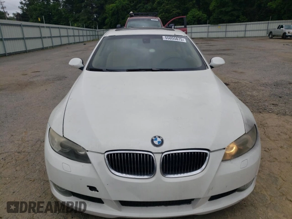 2009 BMW 3 Series 328i with VIN WBAWV13509P122108, listed as a Copart auction lot 55055875 with 136,947 mi miles and Salvage title. Bid and sale history available at DreamBid. Image 5.