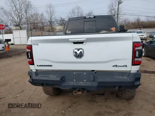 2020 Ram 2500 Laramie with VIN 3C6UR5NL9LG101116, listed as a IAAI auction lot 41694638 with 92,472 mi miles. Bid and sale history available at carsss.com. Image 16.