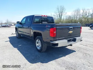 2015 Chevrolet Silverado 1500 LT with VIN 3GCUKREC8FG510992, listed as a IAAI auction lot 41966354 with 176,347 mi miles. Bid and sale history available at carsss.com. Image 3.