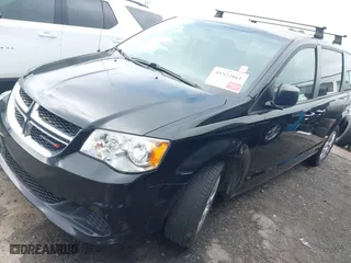2018 Dodge Grand Caravan SE Plus with VIN 2C4RDGBG3JR170116, listed as a IAAI auction lot 41922061 with 74,149 mi miles. Bid and sale history available at carsss.com. Image 17.