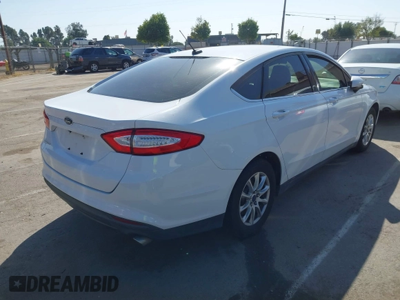 2016 Ford Fusion S z VIN 3FA6P0G79GR157809, wystawiony jako IAAI lot #41994860 z przebiegiem 161 049 mil mil oraz . Historia ofert i sprzedaży dostępna na DreamBid. Obrazek 4.