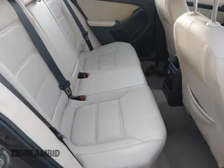 2012 Volkswagen Jetta SE с VIN 3VWDP7AJ4CM370850, выставлен на аукционе IAAI как лот 40704526 с пробегом 156 554 миль миль и . История ставок и продаж доступна на DreamBid. Изображение 8.