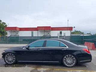 2016 Mercedes-Benz S 550 with VIN WDDUG8CB5GA222424, listed as a IAAI auction lot 40413820 with 125,802 mi miles and . Bid and sale history available at carsss.com. Image 15.