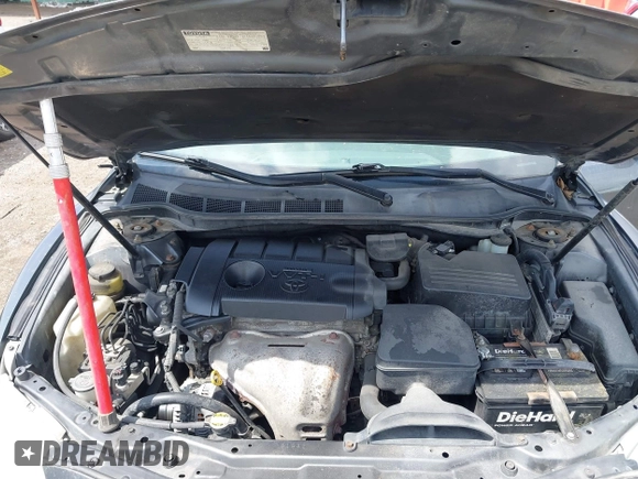 2011 Toyota Camry LE with VIN 4T1BF3EK5BU605061, listed as a IAAI auction lot 41999902 with 231,303 mi miles. Bid and sale history available at carsss.com. Image 10.