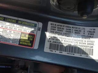 2010 Honda Insight EX with VIN JHMZE2H74AS027020, listed as a IAAI auction lot 42394875 with 248,003 mi miles and . Bid and sale history available at DreamBid. Image 9.
