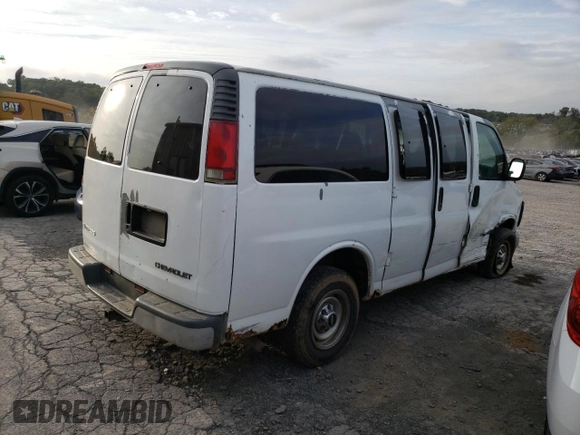 1997 Chevrolet Express z VIN 1GAGG25R9V1107376, wystawiony jako Copart lot #71819984 z przebiegiem 178 408 mil mil oraz Szkody całkowita. Historia ofert i sprzedaży dostępna na DreamBid. Obrazek 3.